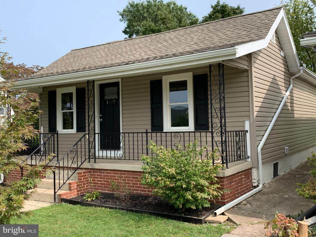 1007 Lancaster Avenue - Photo 1