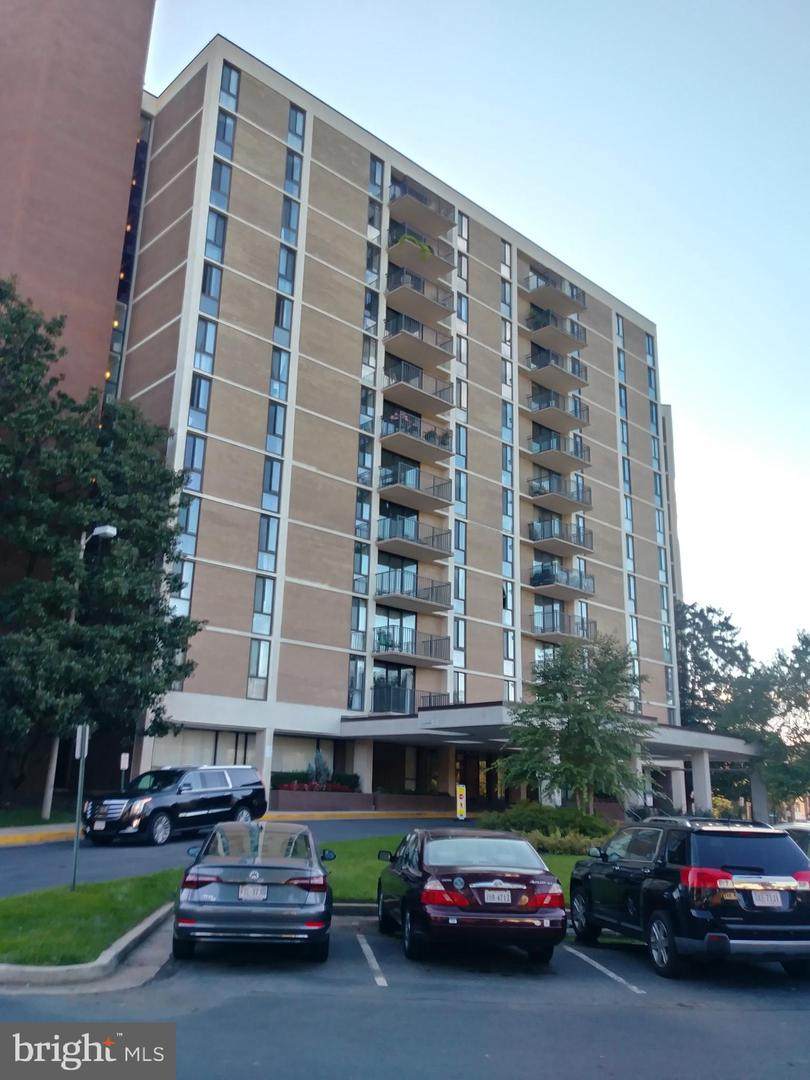 6800 Fleetwood Road - Photo 1