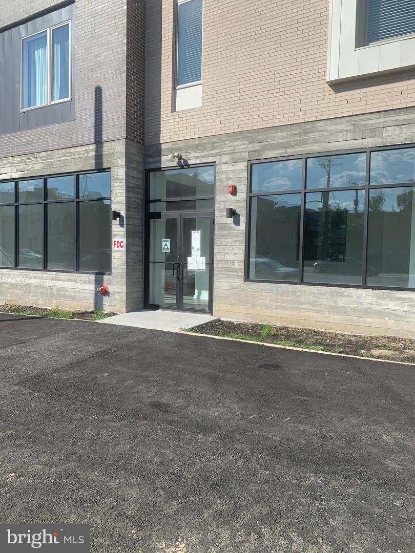 2125 Lehigh Ave - Photo 1