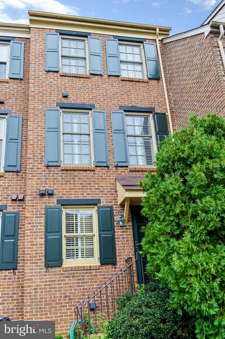 1238 Michigan Court - Photo 1