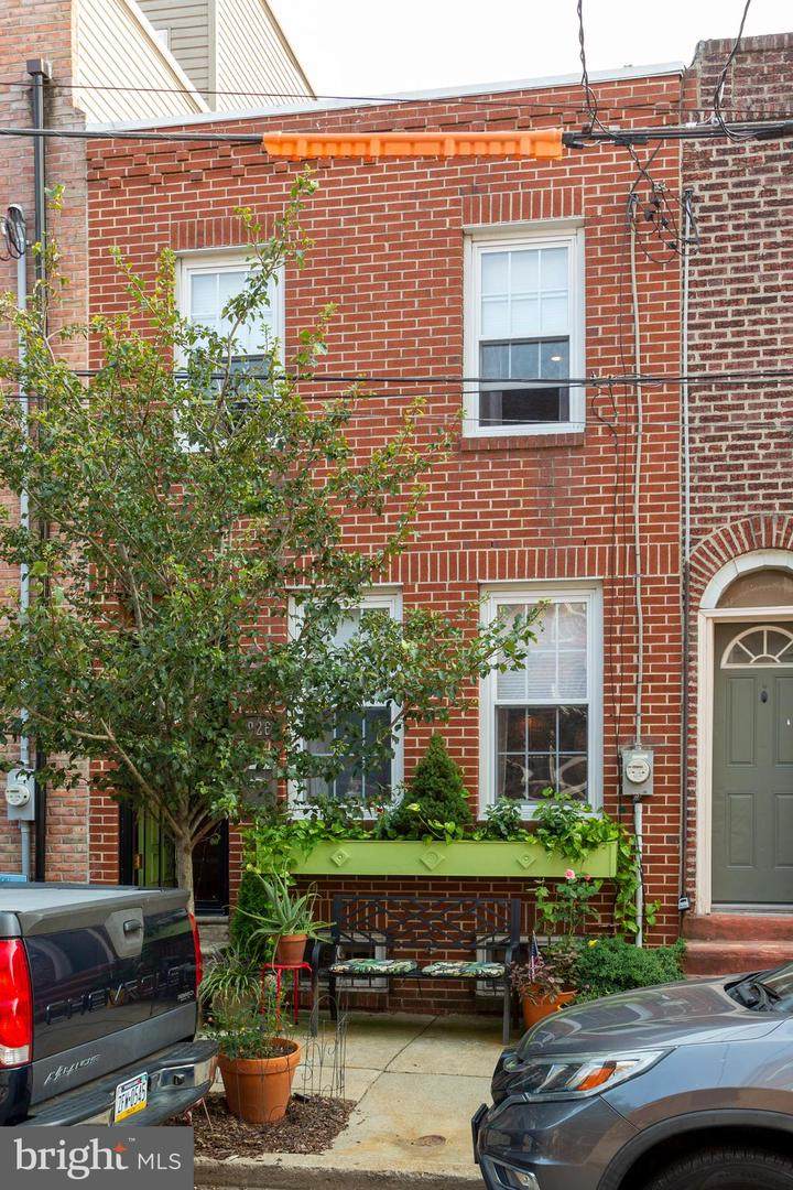 1926 Manton Street - Photo 1