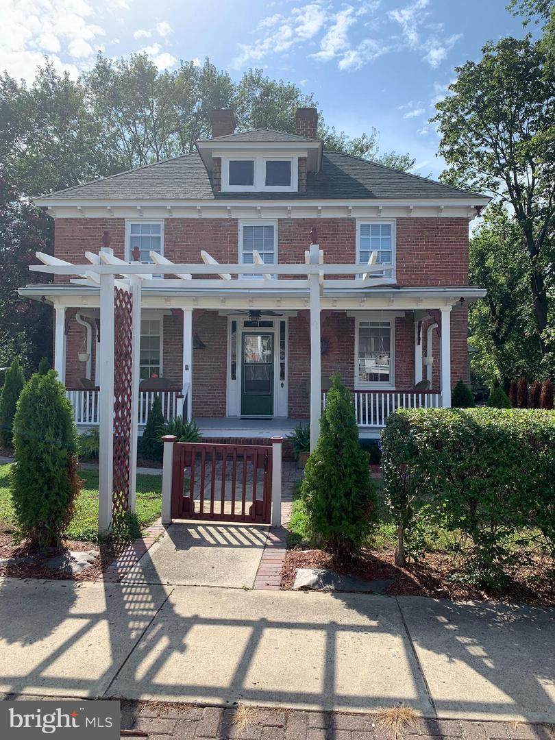 5778 Main Street - Photo 1