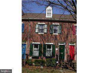 172 4TH Street - Photo 1