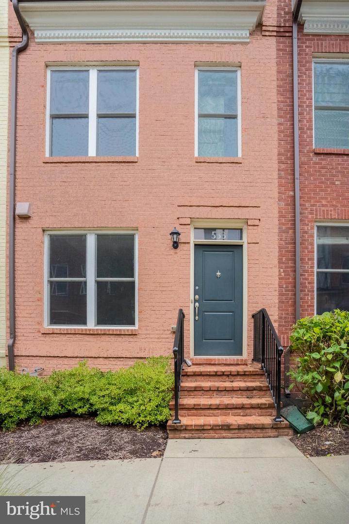533 Regent Place - Photo 1
