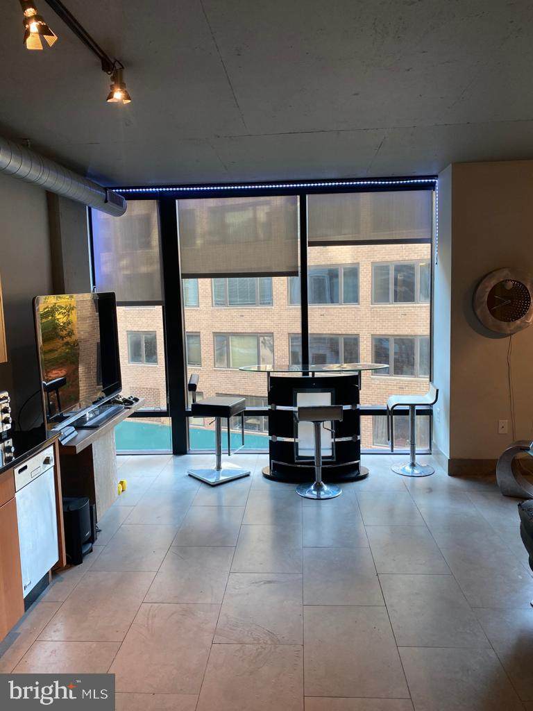 1133 14TH Street - Photo 1