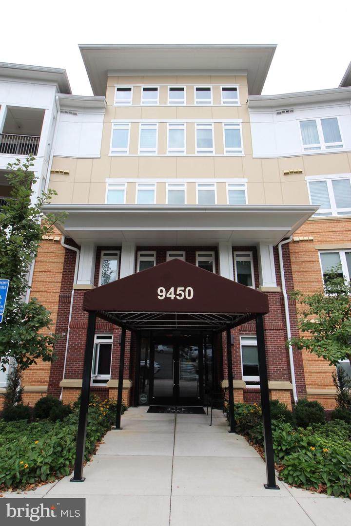 9450 Silver King Court - Photo 1