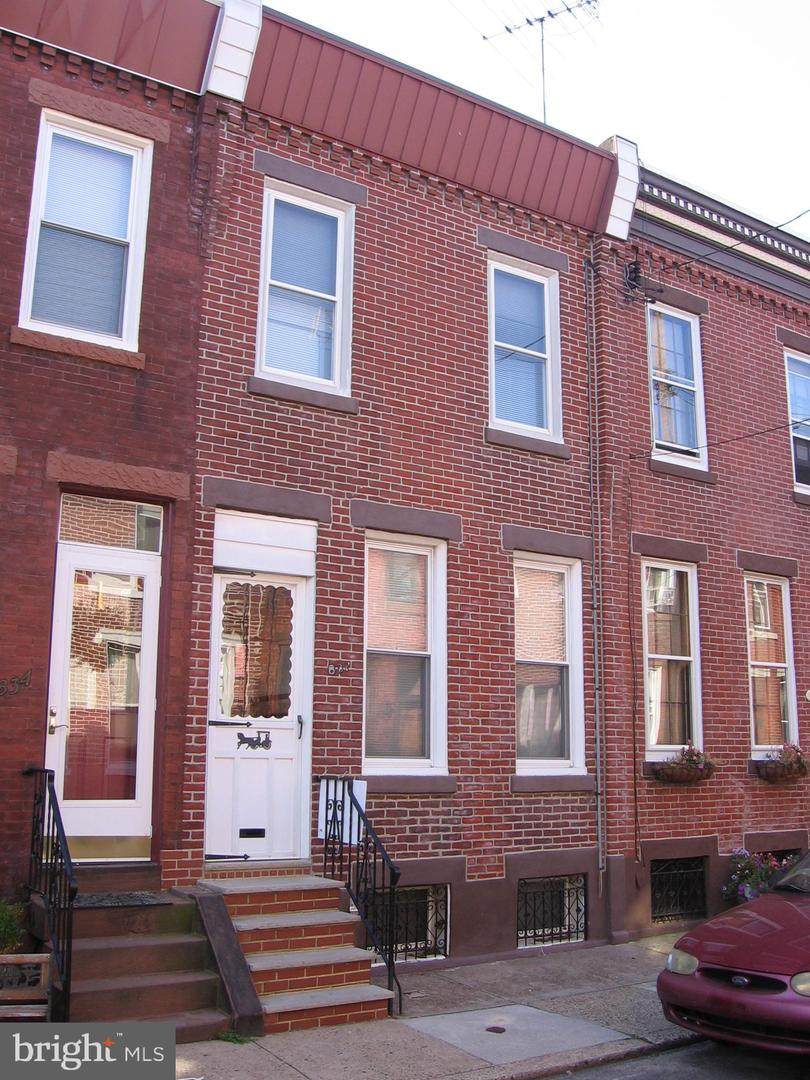832 Mercer Street - Photo 1