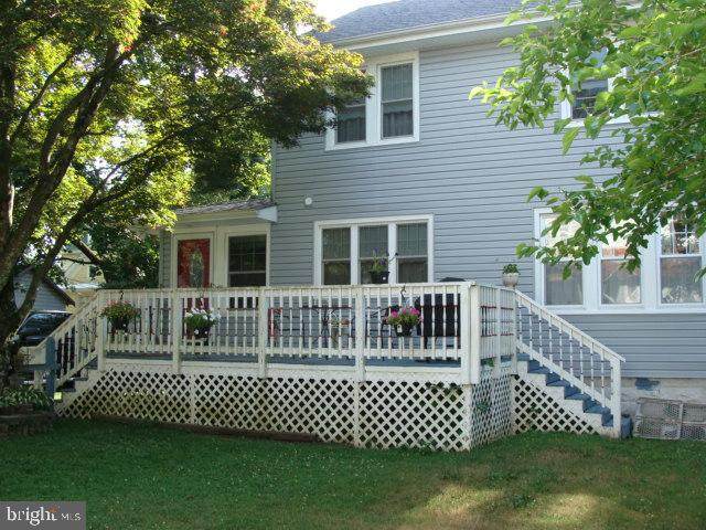 918 1/2 New Pear Street - Photo 1