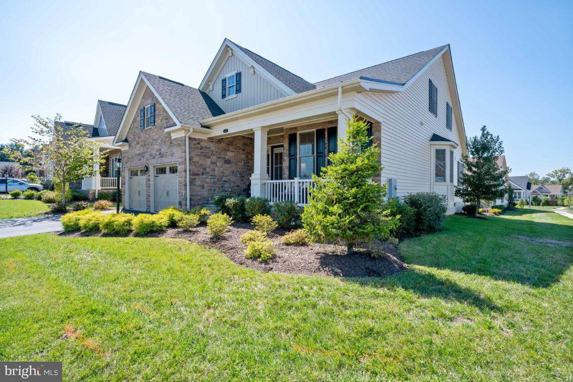 6047 Bowes Creek Place - Photo 1