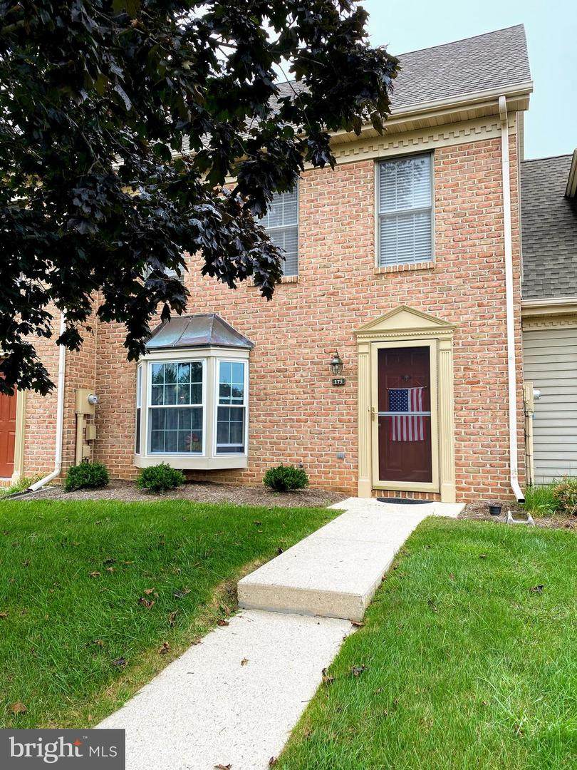 175 Crown Pointe Drive - Photo 1