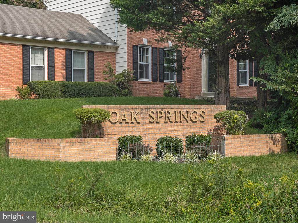 1542 Ivystone Court - Photo 1