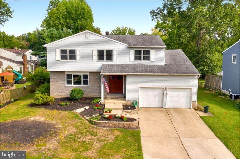 186 Foch Avenue - Photo 1