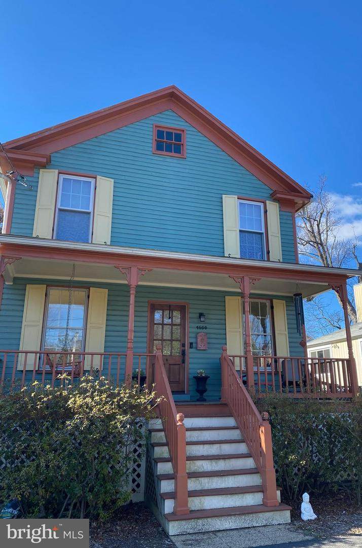 1554 Great Falls Street - Photo 1