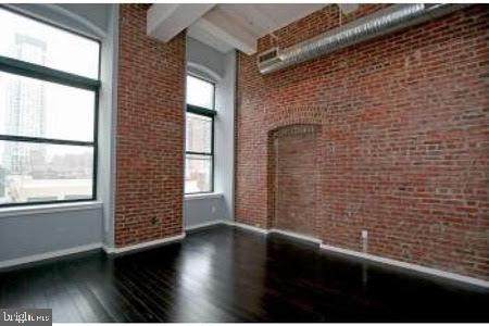 726-28 Market Street - Photo 1