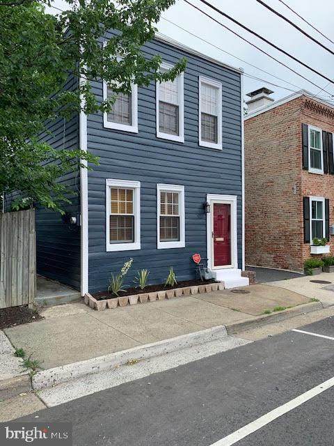 529 Patrick Street - Photo 1