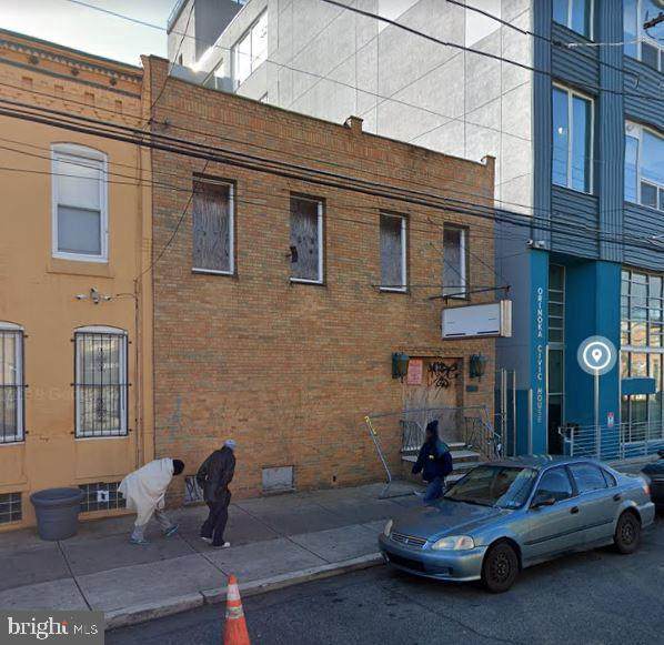 1830-32 Somerset Street - Photo 1