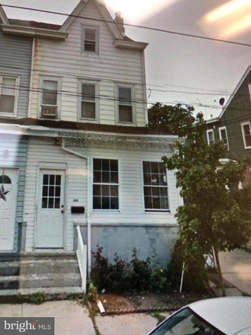 1525 Genesee Street - Photo 1