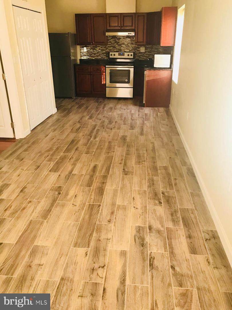 701 8TH Street - Photo 1