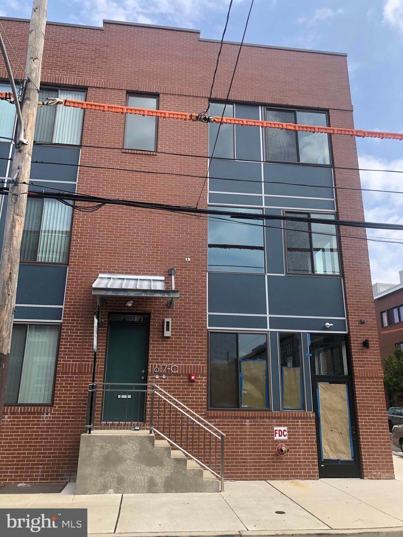 617 N. 10TH ST - Photo 1
