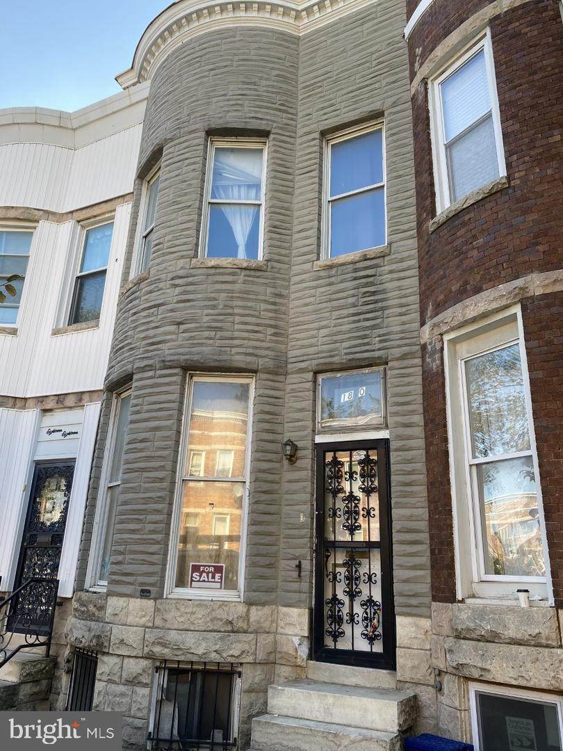 1820 Mount Street - Photo 1