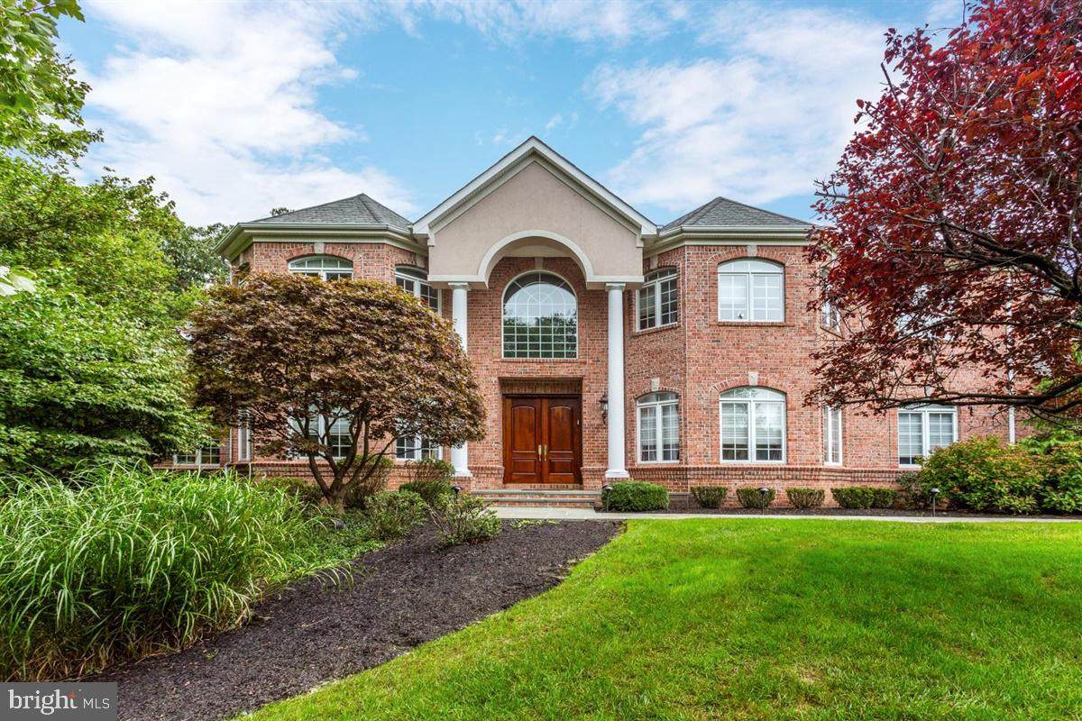 5 Lakeview Drive - Photo 1