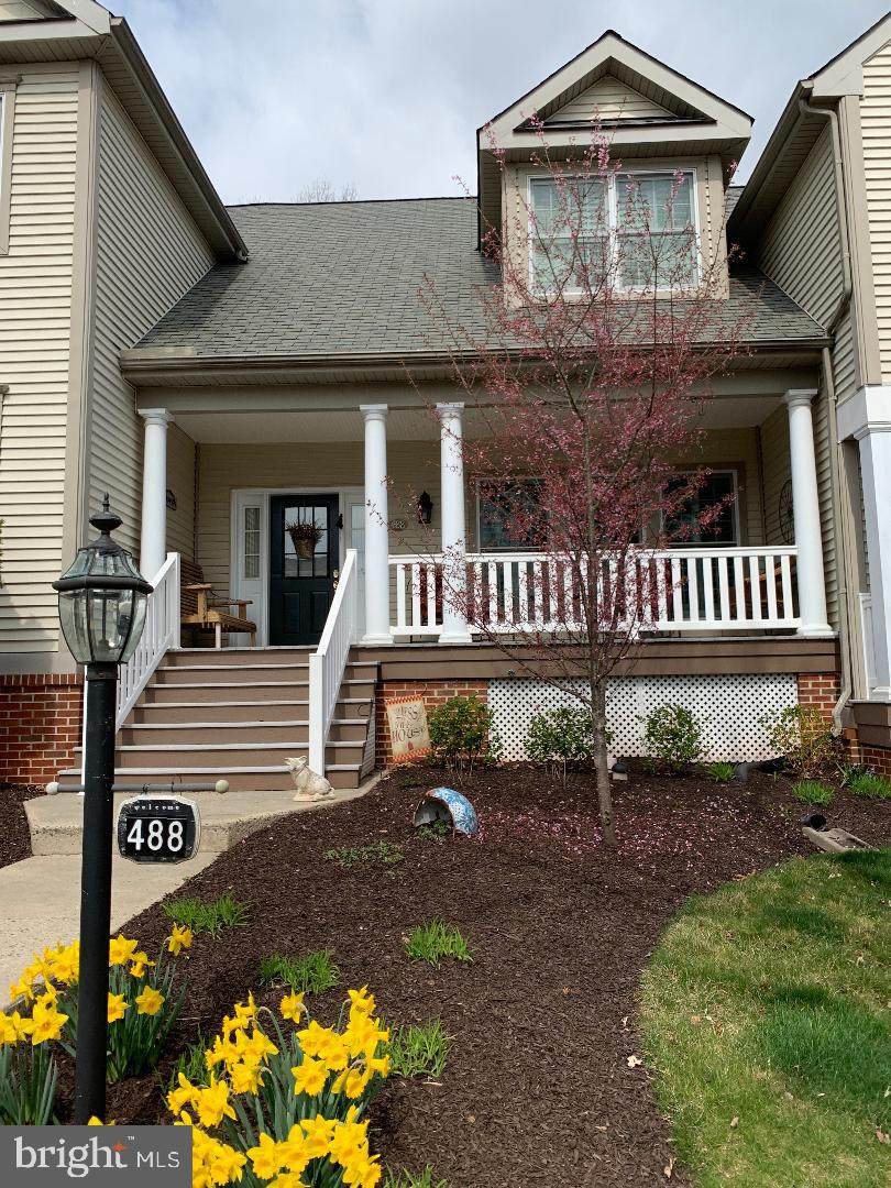 488 Braceland Drive - Photo 1