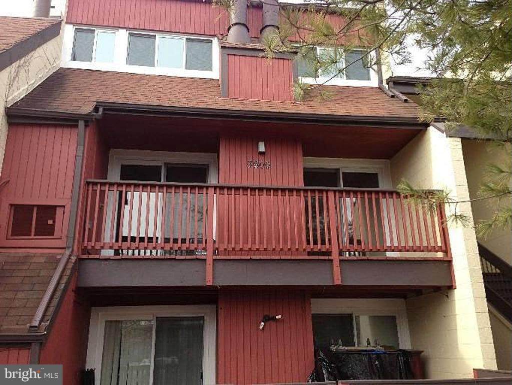 3922 Woodhue Place - Photo 1
