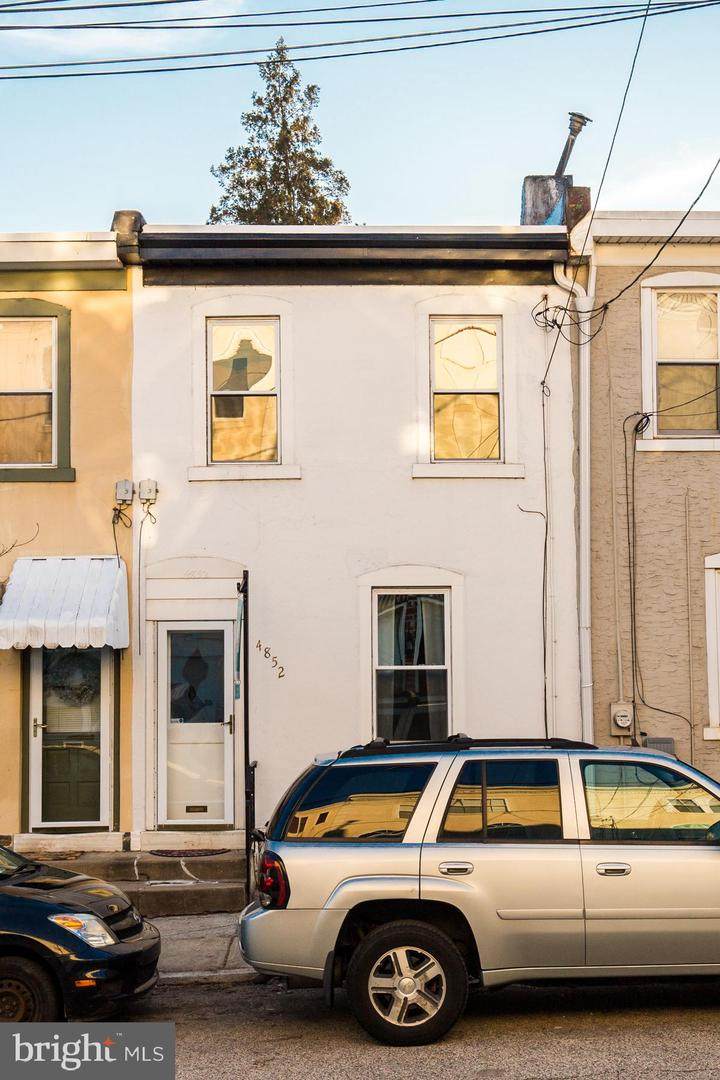4852 Ogle Street - Photo 1