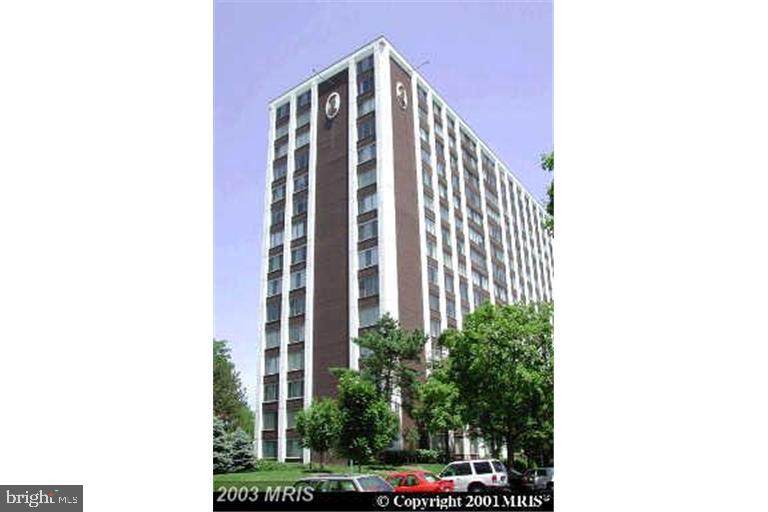 11801 Rockville Pike - Photo 1