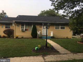 721 Elizabeth Avenue - Photo 1