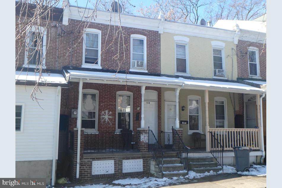 108 Ashton Street - Photo 1