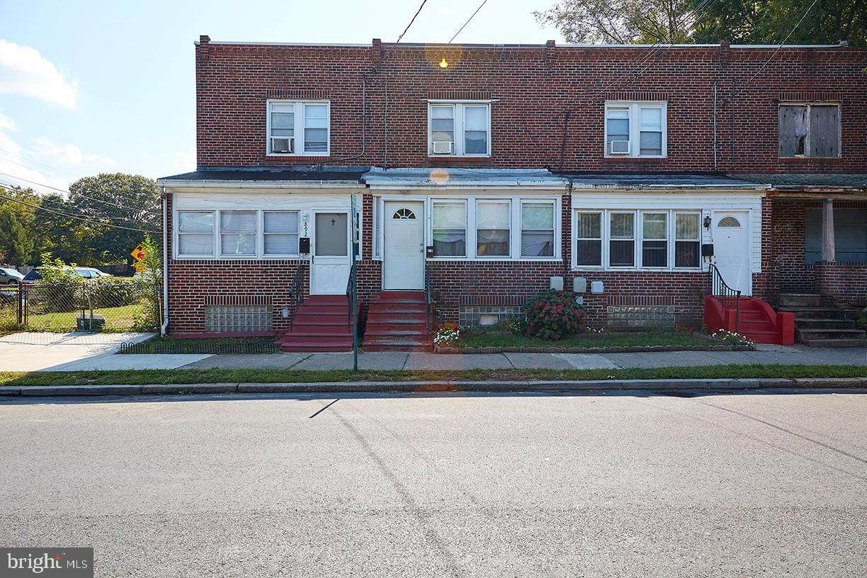 890 Jefferson Street - Photo 1
