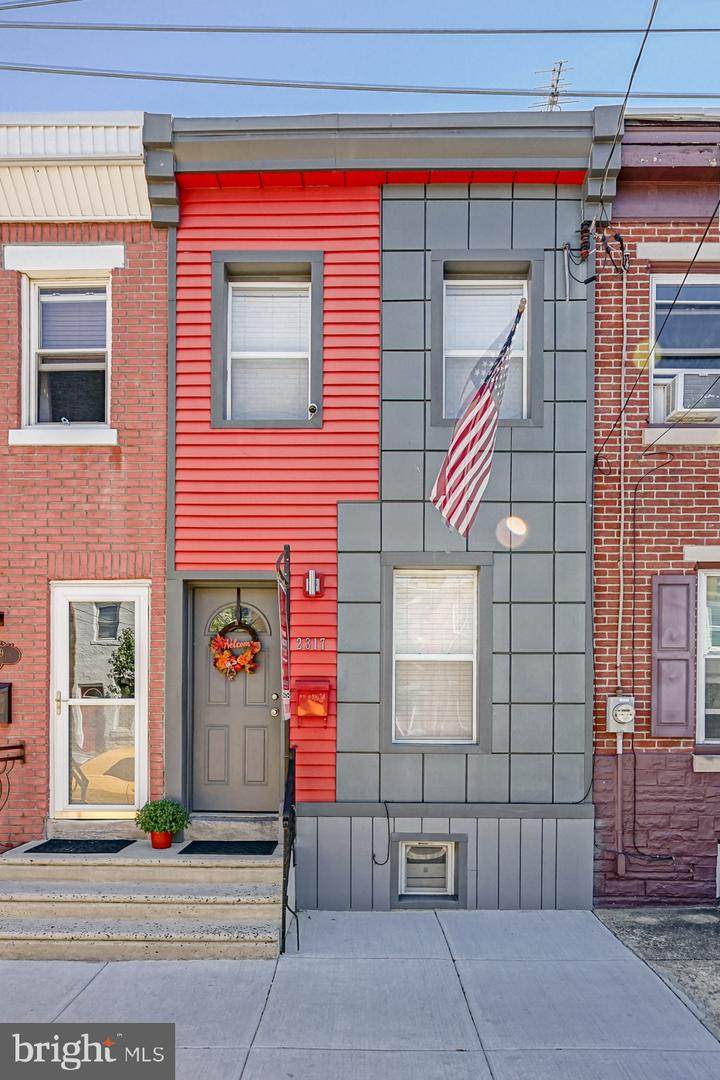 2317 Almond Street - Photo 1