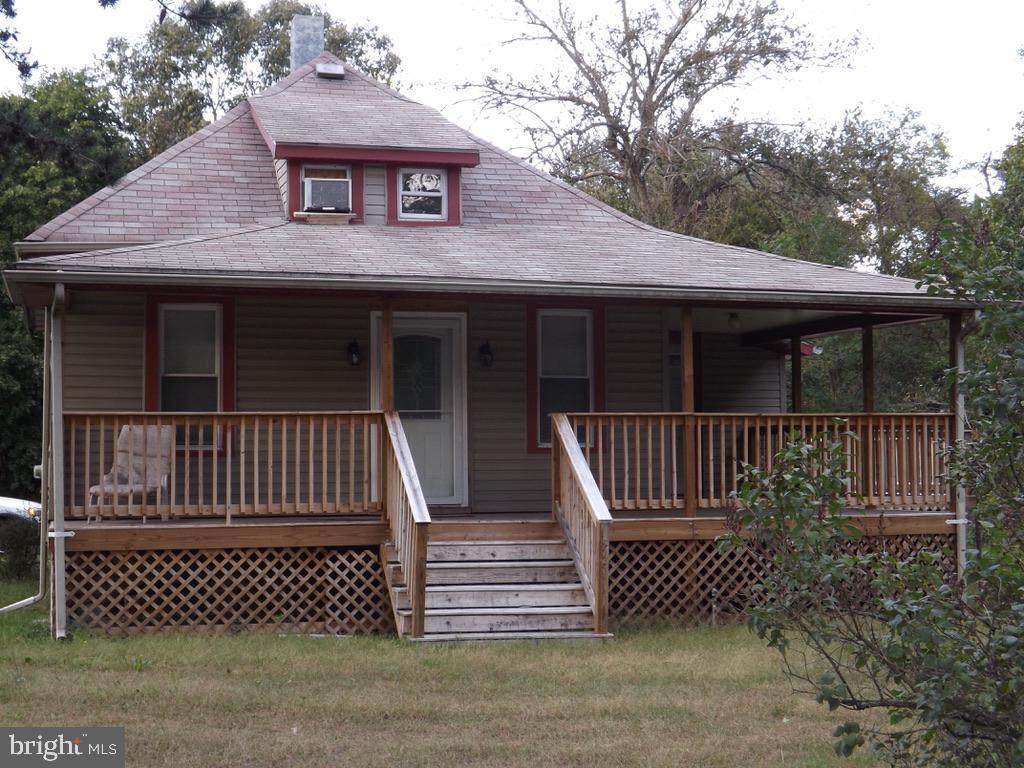 1356 Oak Road - Photo 1