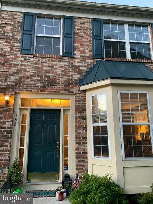 158 Quiet Waters Place - Photo 1