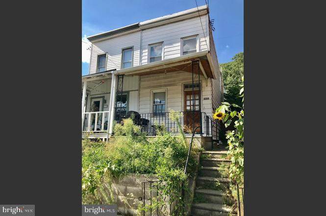4652 James Street - Photo 1