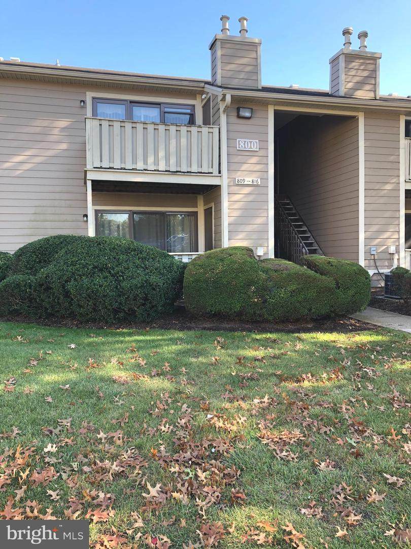 814 Thornton Court - Photo 1