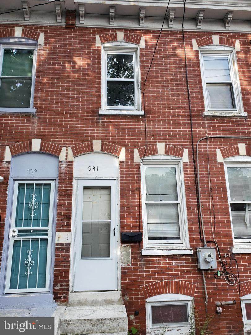 931 Pine Street - Photo 1