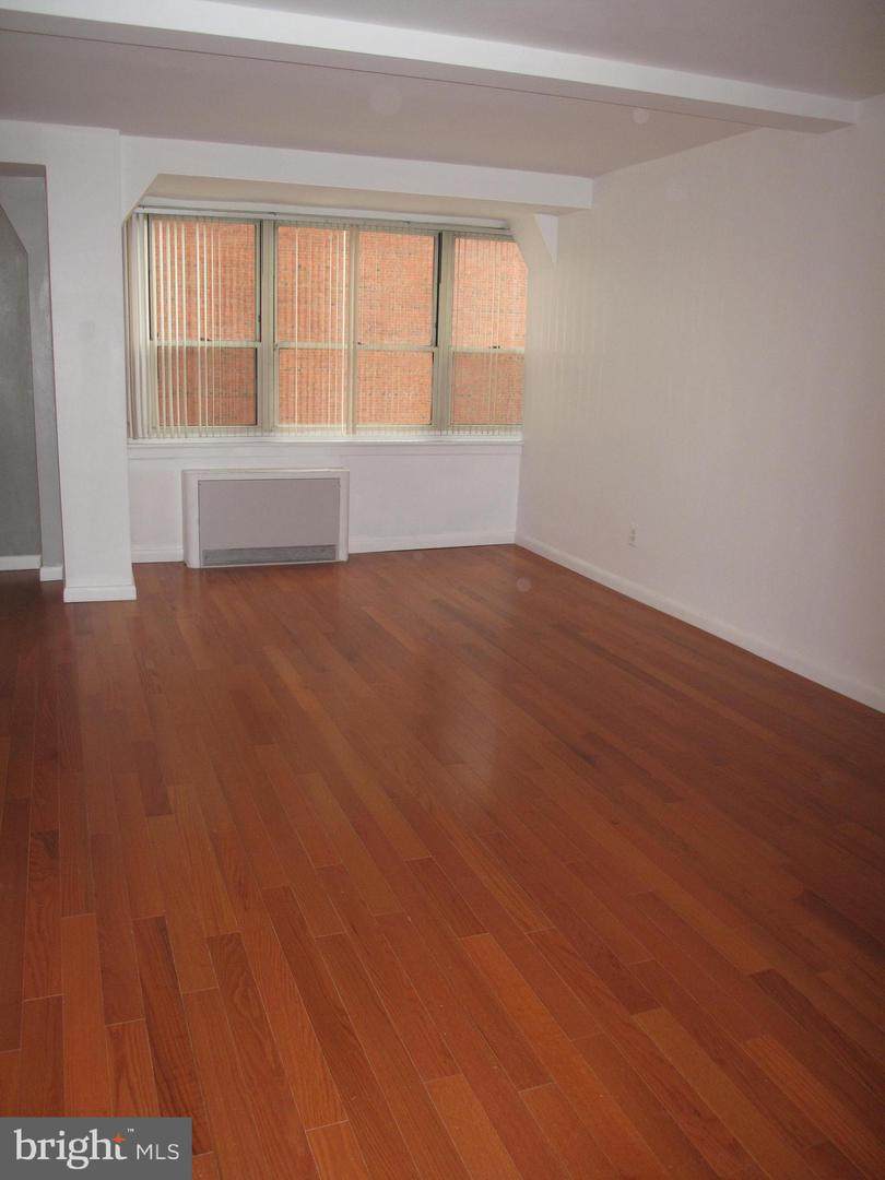 1806 Rittenhouse Square - Photo 1