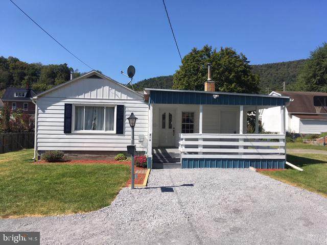 314 Water Street - Photo 1