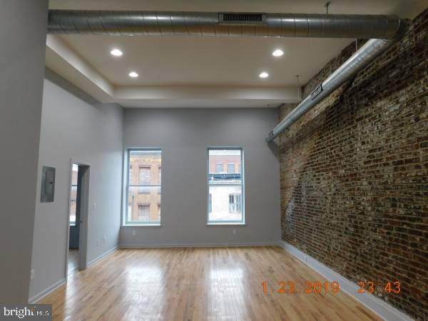 416 Howard Street - Photo 1