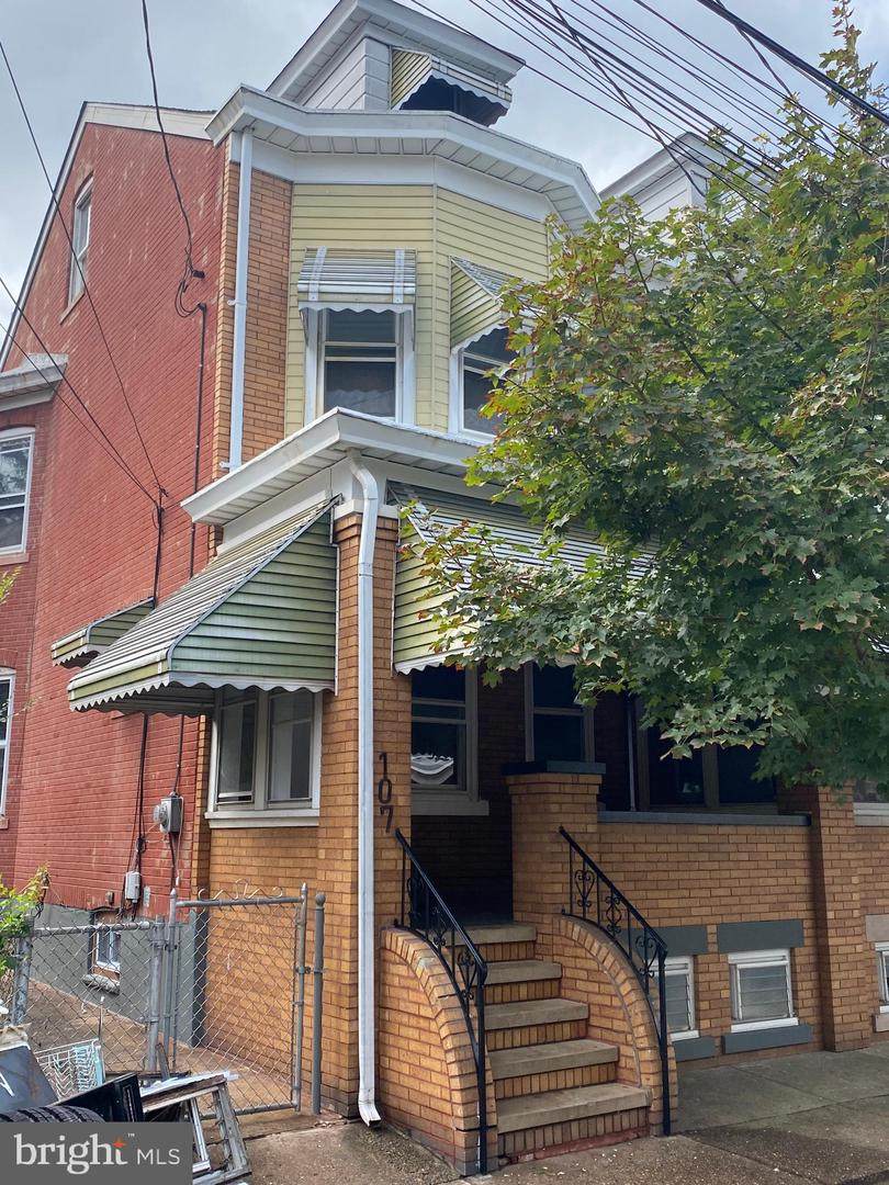 107 Barnt Avenue - Photo 1