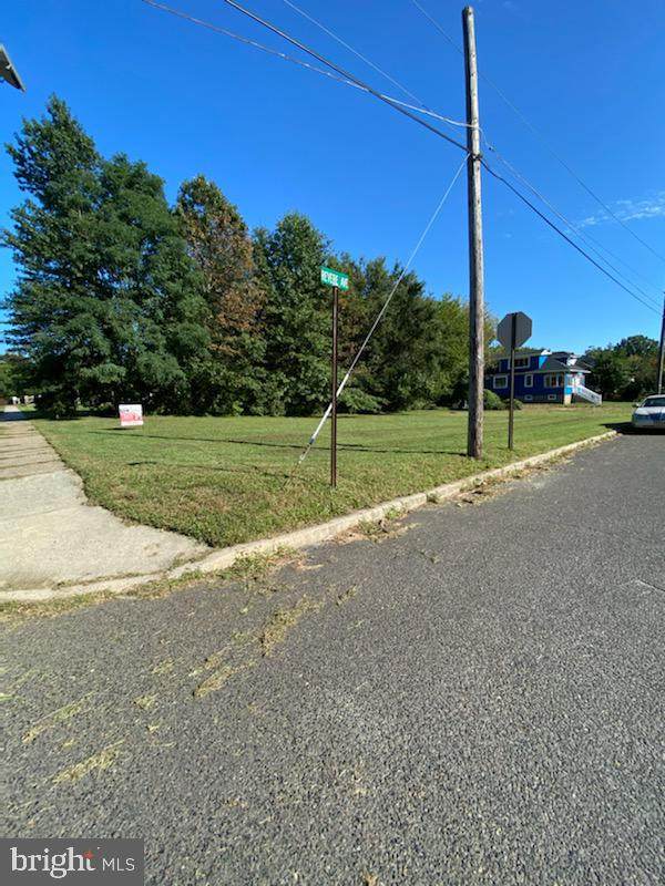 206 Camden Avenue - Photo 1