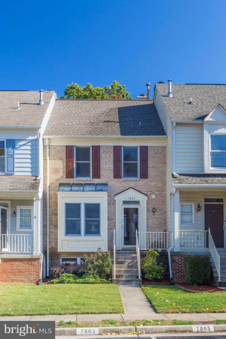 7863 Blue Gray Circle - Photo 1