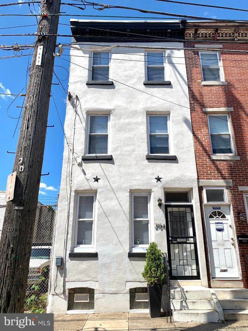 2184 Huntingdon Street - Photo 1