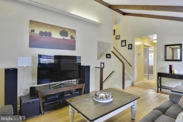 9918 Fleming Avenue - Photo 1