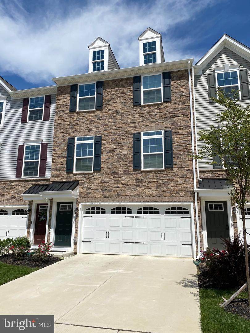 54 Peacock Circle - Photo 1