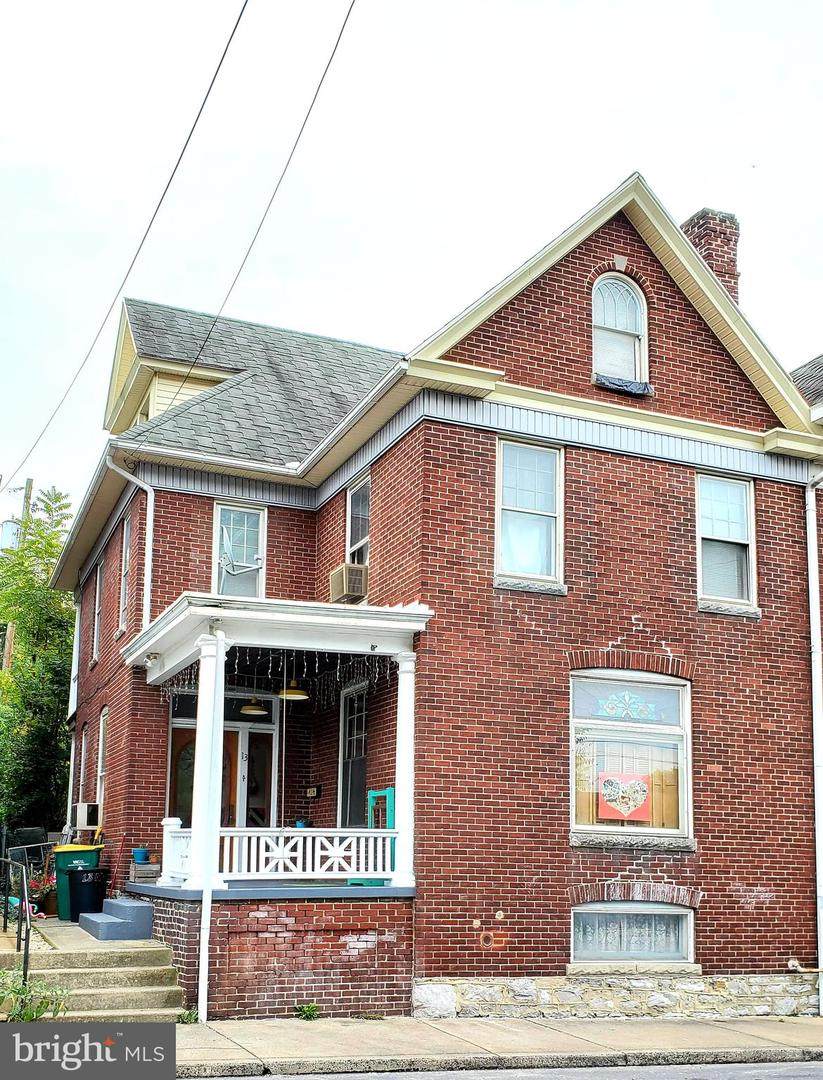 13 North Grant - Photo 1