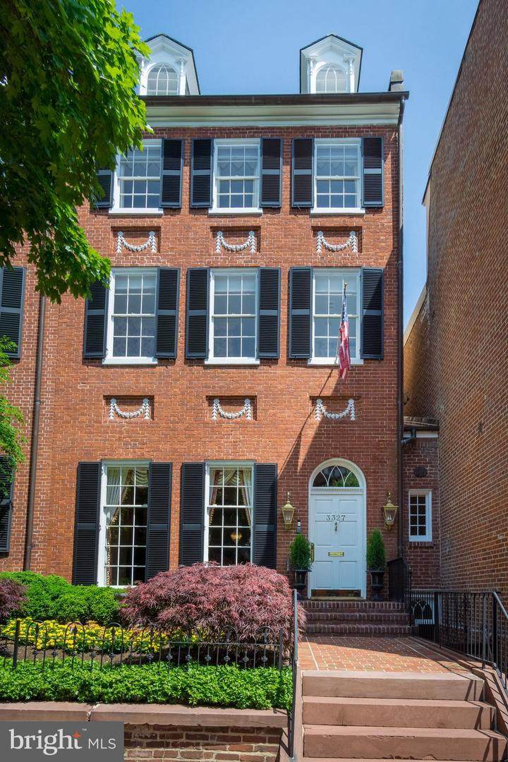 3327 N Street - Photo 1