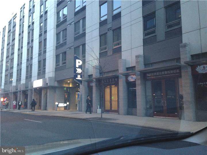 815-37 Arch Street - Photo 1